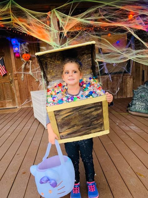 Treasure Chest Costume Treasure Chest Costume Diy, Treasure Chest Halloween Costume, Diy Treasure Chest Costume, Treasure Chest Costume, Halloween Treasure Chest, Cardboard Box Treasure Chest, Mermaid Treasure Chest Diy, Small Treasure Chest Diy, Diy Adult Halloween Costumes