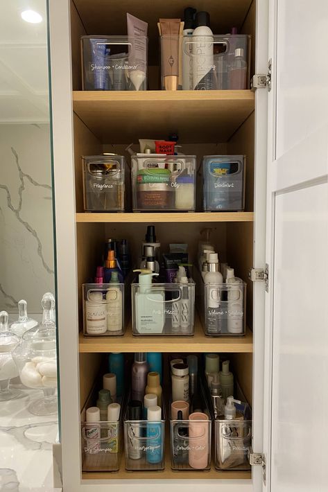 Bathroom Cabinet Organization Shelves, Organizer Bathroom Cabinet, Cabinet Bathroom Organization, Self Care Cabinet, Organised Bathroom Cupboard, Makeup Organization Cabinet, Bathroom Storage And Organization, Beauty Cabinet Organization, Bathroom Facial Organization