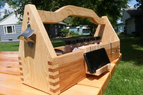 Build the Ultimate BBQ Grill Caddy - Imgur Bbq Caddy Ideas, Tool Caddy Diy, Bbq Caddy Diy, Grill Caddy, Bbq Caddy, Cnc Signs, Diy Christmas Gifts For Men, Bbq Station, Caddy Diy