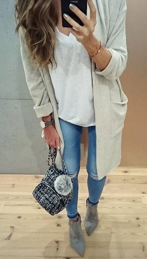 #fall #outfits · Grey Trench // White Top // Suede Ankle Boots // Ripped Jeans Outfits With Grey Boots Ankle, Gray Boots Outfit Ankle, Grey Boots Outfit, Boots Outfit Ankle, Grey Ankle Boots, Booties Outfit, Cozy Winter Outfits, Grey Booties, Boating Outfit