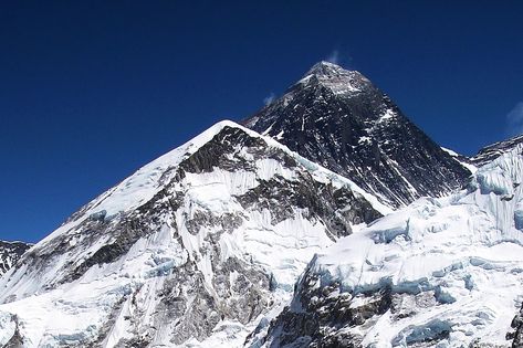 Climbing Plants Fast Growing, Top Of Mount Everest, Everest Mountain, Climbing Everest, Monte Everest, Annapurna Base Camp, Annapurna Circuit, Everest Base Camp Trek, Everest Base Camp