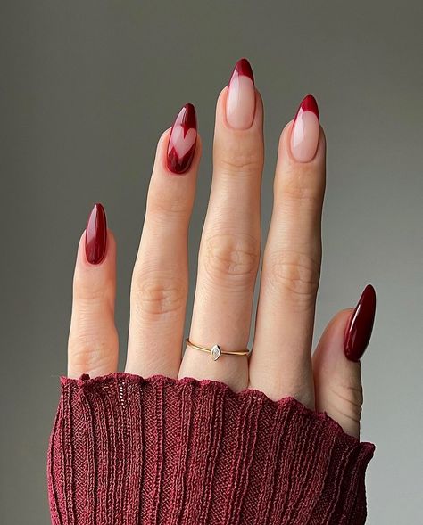 18 Burgundy Nail Ideas You’re Going to Obsess Over - Fame & Frills Valentines Red Nails, Noel Nails, Burgundy Nail Ideas, Nails Noel, Valentines Day Nails Ideas, Red Valentines Day Nails, Noel Nail, Squoval Nails, Red Valentine