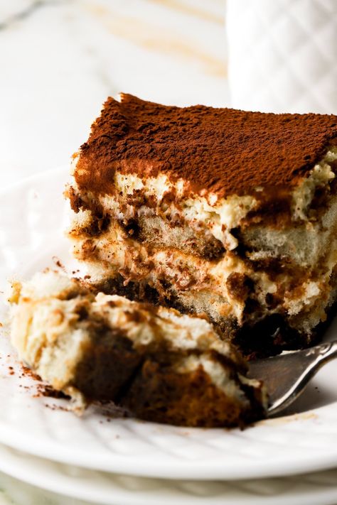 Best Tiramisu Recipe, Whipped Mascarpone, Best Tiramisu, Mascarpone Filling, Easy Tiramisu, Classic Tiramisu, Easy Tiramisu Recipe, Mississippi Mud Pie, Lady Finger Cookies