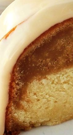 White Russian Cake, Coffee Cake Recipes Easy, Cake Mug, Boozy Desserts, Coffee Cake Recipes, Bundt Cakes Recipes, Pound Cake Recipes, Bundt Cake, Savoury Cake