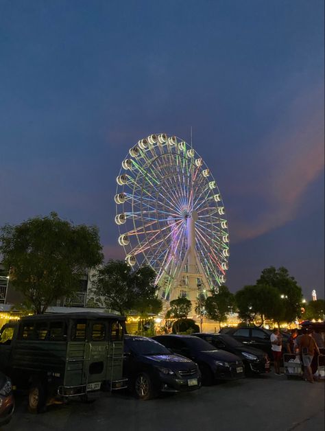 the “eye” of pampanga in sky ranch pampanga 🎡 Sky Ranch Pampanga, Sm Pampanga, Sky Ranch, Dream Place, Food Snapchat, Aesthetically Pleasing, The Eye, Manila, Ferris Wheel