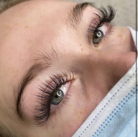 Classic Long Eyelash Extensions, Lashes To Make Eyes Look Bigger, Long Classic Lashes, Open Cat Eye Lash Extensions, Fluffy Classic Lash Extensions, Wispy Hybrid Lash Extensions Doll Eye, Light Hybrid Lashes, Long Classic Eyelash Extensions, Hybrid Doll Eye Lash Extensions