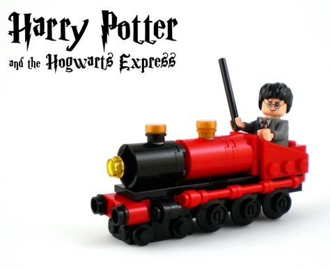 Chibi Hogwarts Express Harry Potter Lego Display, Lego Display Ideas, Harry Potter Lego, Lego Juniors, Lego Organization, Lego Theme, Lego Hogwarts, Cute Harry Potter, Lego Display