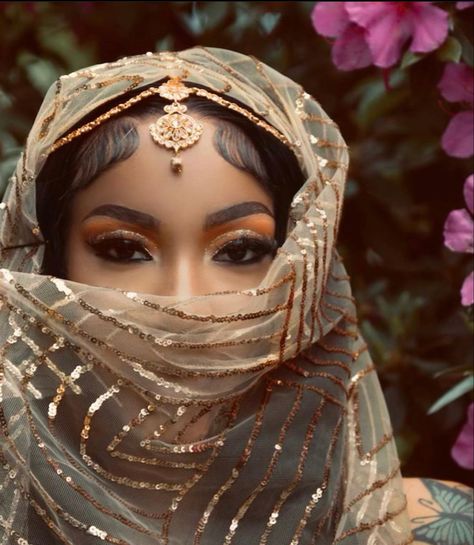 Egyptian Themed Prom Dress, Arabian Photoshoot Ideas, Egyptian Themed Photoshoot, Arabian Nights Photoshoot, Arab Prom Dresses, Arabic Prom Dress, Egyptian Baddie, Prom Dress With Head Scarf, Egyptian Prom Dress