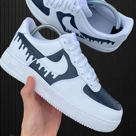 Go bold with the Black Drip Custom Air Force 1. Don't let the black drip fly unnoticed - show off its unique style, and let your confidence take flight! Challenge the status quo and stand out from the crowd. One small drip makes all the difference!🤩 🔥 100% genuine, Brand New.👟 Custom sneakers.💫 Every pair is hand-made to order.✨ Best quality waterproof and scratch-proof paints used.✨ 1000+ satisfied customers across various platforms. 🌎Free worldwide shipping,shipping within 5-12 working da Painted Air Force 1, Sneakers Air Force, Custom Shoes Diy, Nike Fashion Shoes, Custom Air Force 1, Nike Air Shoes, Cute Nike Shoes, Force One, Cute Nikes