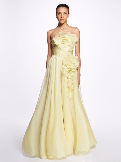 Marchesa Couture, Marchesa Fashion, Grecian Gown, Strapless Organza, Marchesa Gowns, Dreamy Gowns, Organza Gowns, Formal Ball Gown, Resort 2023