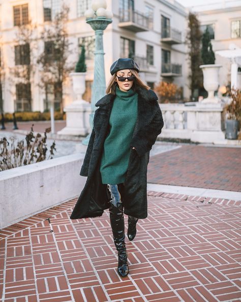 A hat can totally level up an entire look while also being quite practical. Today, I present to you the best hats to get excited about for the new season! Leather Beret Outfit, Beret Outfit, Jessica Wang, Leather Beret, Practical Fashion, Instagram Outfits, Formal Casual, Green Coat, Faux Fur Coat