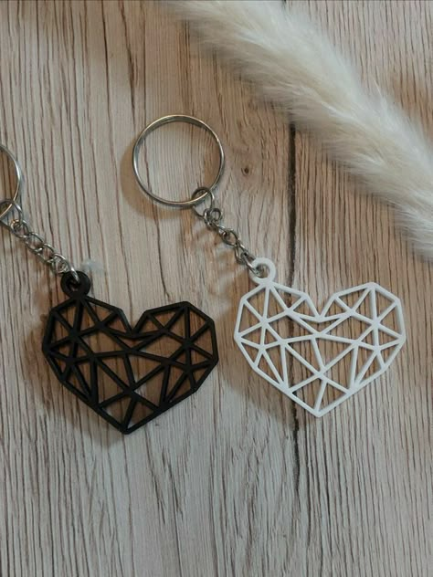 3d Printed Key Chains, Lasercut Gift, Balloon Decorations Diy Tutorials, 3d Drawing Pen, 3d Tiskárna, Wood Laser Ideas, 3d Printing Business, Wood Wall Art Diy, Diy Balloon Decorations