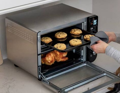 stainless steel countertop double oven with cookies Air Fry Oven, Tiny Kitchens, Dual Oven, Leftover Pizza, Countertop Oven, Baked Dinner, Small Kitchens, Easy Family Dinners, Air Fryers