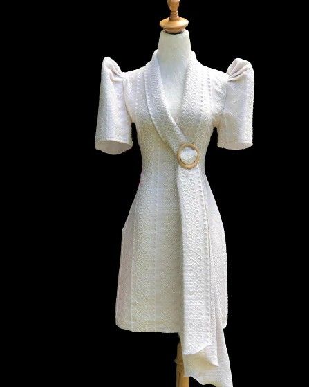 Gala Night Gown, Kachin Dress Design, Office Gown Styles, Filipiniana Modern, Sunday Dress Design, Modern Filipiniana Gown, Filipiniana Gown, Formal Attire For Women, Modern Filipiniana Dress