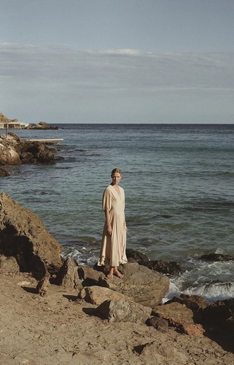 Tove Studio, Gothenburg Archipelago, Beach Shoot, Breath In Breath Out, Shooting Photo, Beach Photoshoot, Fashion Gallery, Look Book, Greek Goddess