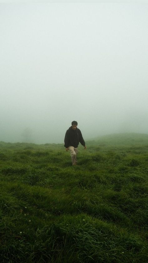 Pinegrove Aesthetic, Nature Photo Ideas Instagram, Man In Nature Aesthetic, Field Photoshoot Men, Men Nature Photoshoot, Forest Photoshoot Men, Nature Boy Aesthetic, Photoshoot In Woods, Field Photoshoot Aesthetic