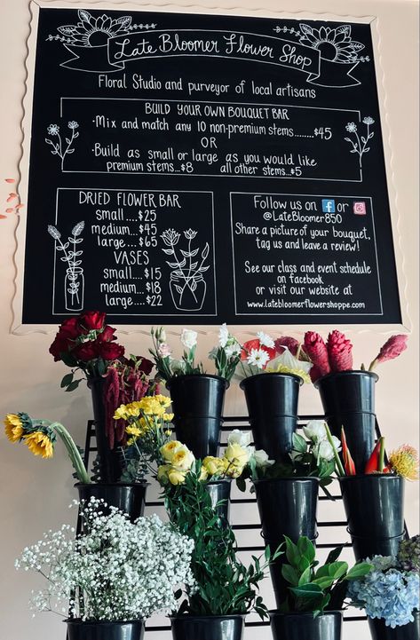 Farmers Market Menu Board, Flower Bar Chalkboard Sign, Flower Shop Chalkboard Ideas, Flower Shop Signage, Menu Chalkboard Art, Market Chalkboard Sign, Bar Menu Chalkboard, Bar Chalkboard Sign, Garden Chalkboard