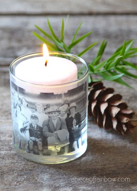 Decorate Candle Holders, Diy Memorial Candle, Farmhouse Wedding Ideas, Personalized Candles Diy, Diy Photo Candles, Photo Centerpieces, Candles For Christmas, Remembrance Candle, Candle Holder Crafts