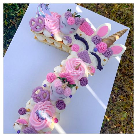 Number 7 Unicorn Cupcake Cake, Unicorn Number Cake, Unicorn Alphabet, Cake Number, Rapunzel Cake, 7th Birthday Cakes, 7 Cake, Cream Tart, Number Cake Toppers