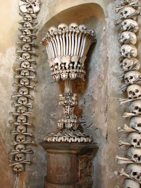 Or they form objects you would normally find in a chapel. Sedlec Ossuary, Human Skeleton, Cemetery Art, Bone Art, Post Mortem, High Fantasy, Skeletal, Skull And Bones, Memento Mori