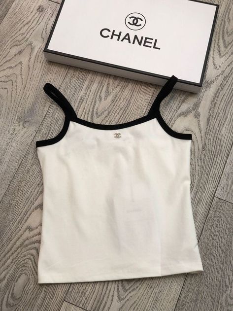 Chanel Tank Top, Chanel Top, Dream Clothes, Luxury Outfits, Aesthetic Clothes, Pretty Outfits, Fashion Inspo Outfits, Trendy Outfits, Korean Fashion