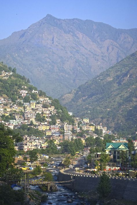 Snap of a hill station at Kullu on the way to Manali Kullu Manali, Shimla, Hill Station, Himachal Pradesh, A Hill, Body Skin Care Routine, Travel Aesthetic, San Francisco Skyline, Paris Skyline