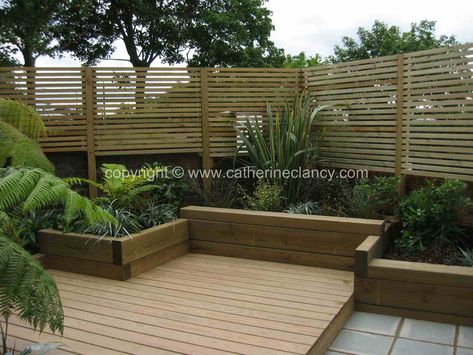 Deck Ideas New Zealand, Deck Trellis, New Zealand Garden, Contemporary Trellis, Garden Design London, Native Gardens, Fence Garden, Outdoor Benches, Garden Planter Boxes