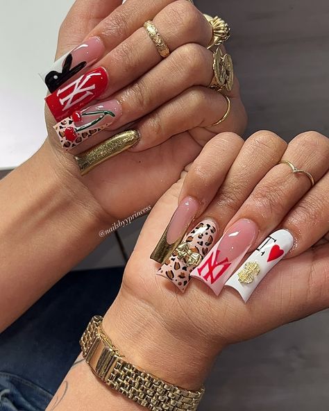 I ❤️ $ Duck Tips from @theluxepack 🎀 Code:PDB to save 🛍️ #explorepage #explorepage✨ #explorepages #explorepageready #explorepageًًً #nailsofinstagram #nailsonfleek #nailsnailsnails #nailsofig #nailsofinsta #y2k #y2knails #nailsoftheweek #losangelesnails Duck Nails 90s, Von Dutch Nails, Airbrush Duck Nails, Own Nails Design, Duck Nails Inspo Y2k, Duck Nails Ideas, Brown Duck Nails, Exotic Duck Nails, Dope Nail Designs Square