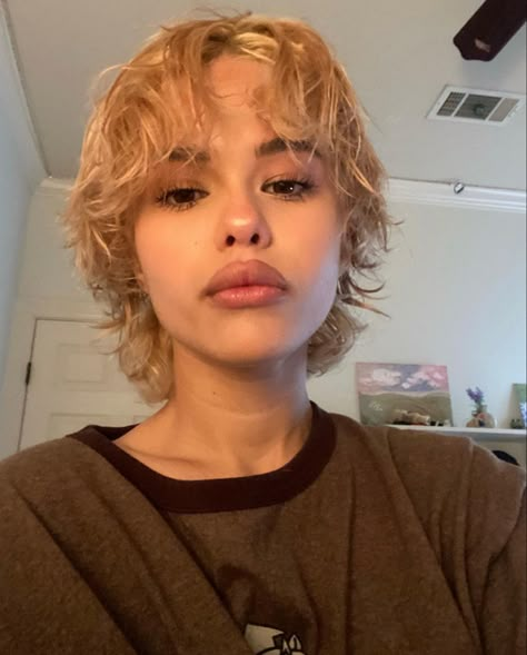 Layered Pixie Cut, Really Short Hair, Hair Inspiration Short, Peinados Fáciles Para Cabello Corto, Cut My Hair, Short Hair Haircuts, Hair Inspo Color, Grunge Hair, Aesthetic Hair