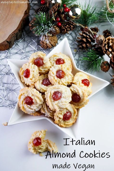 These Italian Almond Cookies are fragrant, soft, sweet and so scrumptious! This 100% vegan friendly version has nothing to envy the traditional one, I promise. #christmas #cookies #holidays #vegan #vegetarian #eggfree #aquafaba #cherries #glacé #italiancookies #traditions #festive #soft #vegancookies International Cookies, Learn To Bake, Italian Almond Cookies, Almond Biscuits, Almond Meal Cookies, Italian Christmas Cookies, Cherry Cookies, Christmas Recipes Easy, Vegan Italian