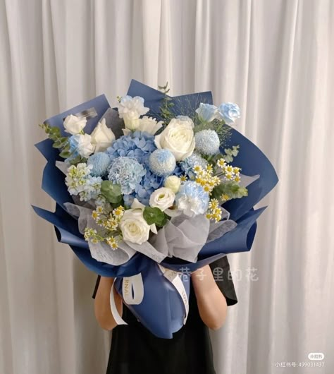 Blue Flowers Bouquet For Men, Graduation Flowers Bouquet Blue, Graduation Flowers For Men, Blue Bouquet Aesthetic, Birthday Flowers Bouquet For Men, Bouquet Of Flowers For Men, Flowers For Men Gift Man Bouquet, Graduation Flowers Bouquet, Blue Flower Bouquet