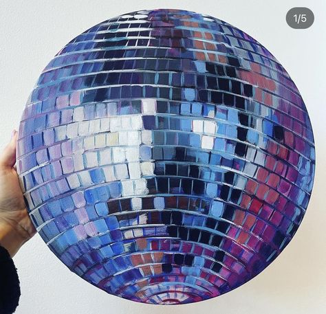 Disco Ball Oil Painting, Round Canvas Painting Disco Ball, Diy Painted Disco Ball, Disco Balls Painting, Painting Of Disco Ball, Drawing Disco Ball, Disco Ball Paintings, How To Draw A Disco Ball, Paint A Disco Ball