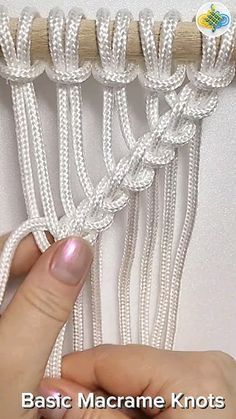 Macrame Braid Tutorials, Macrame Braid, Braid Tutorials, Knot Braid, Braid Tutorial, Macrame Patterns Tutorials, Macrame Knots, Knitting Tutorial, Macrame Patterns