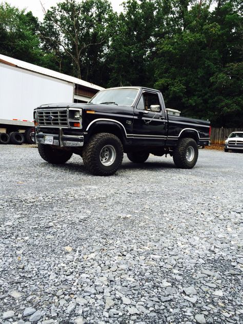 86 f150 86 F150, 1986 F150, American Pickup Trucks, Ford F150 Pickup, Diesel Trucks Ford, Ford Trucks F150, Trucks Lifted Diesel, Vintage Pickup Trucks, Mud Trucks