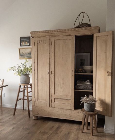 Large Armoire Bedroom, Armoire In Living Room, Vintage Armoire, Pine Shelves, Clean And Minimal, Wood Armoire, Wooden Storage Cabinet, Furniture Details Design, Furniture Details