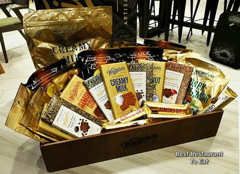 Whittaker's Chocolate - New Zealand Most Trusted Chocolate Brand | Beans to Bar More Malaysian Food Review at http://ift.tt/1dv0SEE Best Street Food, Chocolate Brands, Malaysian Food, Foods To Eat, Food Reviews, Blogging For Beginners, Restaurant Recipes, Picnic Basket, Street Food