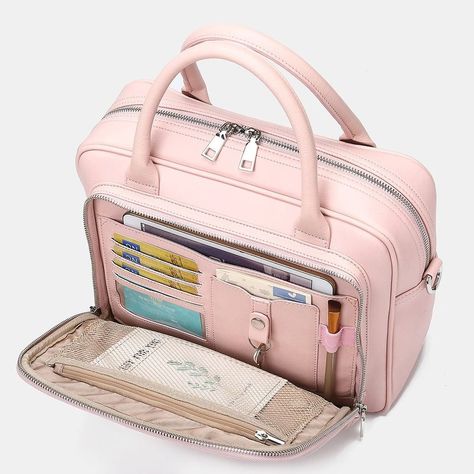 940 Synes godt om, 6 kommentarer – Brenice (@brenice_bag) på Instagram: "Women Designer Striped Travel Laptop Bag😍😍 Search SKUD18722,link in biooo Follow @brenice_bag…" Designer Laptop Bag, Designer Travel Bags, Crossbody Laptop Bag, Laptop Handbag, Laptop Travel Bag, Mini Laptop, Laptop Bag For Women, School Things, Laptop Pocket