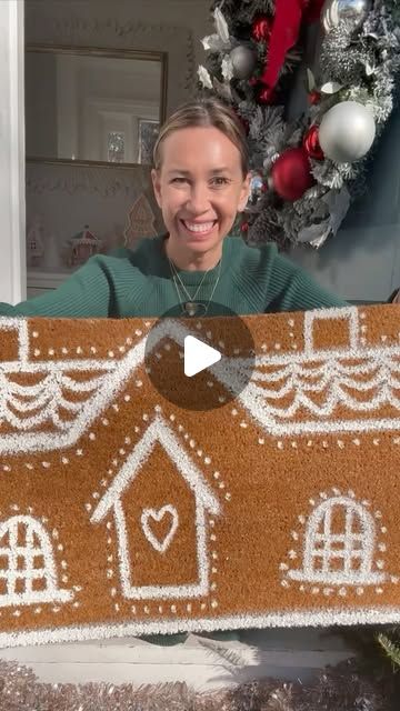 Shannon Doherty on Instagram: "DIY GINGERBREAD HOUSE FRONT DOOR MAT 🎄❄️ SAVE & SHARE this fun idea for all your holiday parties !! This is a fun craft to do with your family too! My girls and I had so much fun crafting these this week!! And how cute did they turn out??!!🎄❄️

LIKE + COMMENT - “holiday” - I will send you links to the natural front doormat and white paint and the flex seal. You need to spray on it before you put it outside!!! This is such a fun one that can be really used for any holiday!! Make sure you’re following me to get the links!!

Hope everyone is enjoying this time with their family - love you guys !! #diy #holidaydiy #crafts #christmascraft #christmascrafts #easydiy #holidaydecor #momsofinstagram" Diy Door Mats, Diy Gingerbread House, Shannon Doherty, Kitchen Coffee Station, Ginger Bread House Diy, Flex Seal, Front Doormat, Diy Gingerbread, Diy Christmas Door