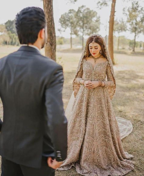 Pakistan Bridal Dress 👗 Desi Wedding Dressing Girls Fashion New Designed wedding Dress Birdal Indian Dresses #pakistanibride #pakistaniwedding #pakistanifashion #pakistan #indianbride #lahore #indianwedding #wedding #pakistaniweddings #fashion #pakistanistyle #mehndi #bridalmakeup #pakistanidesigner #hudabeauty #pakistanidresses #makeup #pakistanicelebrities #pakistanicouture #bridal Pakistan Bridal Dress, Bridal Dress Indian, Bridal Shop Ideas, Wedding Matching Outfits, Pakistan Bridal, Wedding Dressing, Dresses Photography, Walima Dress, Desi Wedding Dresses