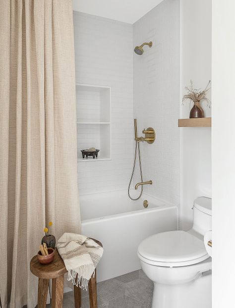 Shower Bath Combo, Bathroom Tub Shower Combo, Bathtub Shower Combo, Farmhouse Shower Curtain, Bathroom Tub Shower, Farmhouse Shower, Modern Shower Curtains, Hall Bathroom, Furniture Office