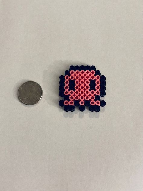 Perler Bead Patterns Octopus, Perler Beads Octopus, Perler Small Designs, Small Stitch Perler Bead Patterns, Tiny Perler Beads Ideas, Tiny Pearler Bead Patterns, Perler Bead Art Easy, Pearler Beads Idea, Mini Perler Bead Ideas