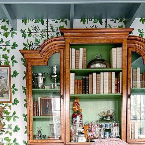 Amy Studebaker on Instagram: "You guys- I’m BEYOND in love with this fabulous @lamaisonpierrefrey moment in my Dining Room!!!!!!!! Ugh! The chair slipcovers and cushions and wallcovering- I could literally sit in here all day! . . . . . #amystudebakerdesign #amystudebaker #interiordesign #diningroom #diningroomdesign #diningroominspo #homeinspiration #home123 #interiordecor #slipcover #wallcovering #pierrefrey" Interesting Rooms, Amy Studebaker, Chair Slipcovers, December 8, The Chair, Pattern Play, Pierre Frey, Slipcovers For Chairs, Dining Room Design