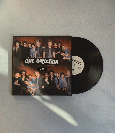 #onedirection #1d #four #vinyl #record #cd #cover #music #aesthetic One Direction Vinyl, 1d Albums, Fangirl Aesthetic, Custom Cd, Four One Direction, One Direction Merch, Vinyl Shelf, Cd Aesthetic, Cover Music