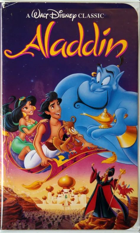 Animation Disney, Disney Princess Fashion, Unfortunate Events, Film Disney, Childhood Movies, Cartoon Posters, Disney Aladdin, In Disguise, Pinturas Disney