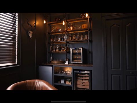 Small Whiskey Bar, Small Whiskey Room, Small Whiskey Room Ideas, Small Speakeasy Room Ideas, Home Whisky Bar, Cigars And Whiskey Man Caves, Whiskey Room Interior Design, Whiskey Corner, Home Bar Ideas Small Corner