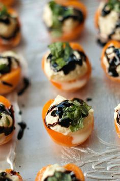 Summer Solstice Appetizers, Apricot Appetizer Recipes, Summer Horderves, Spring Starters, Bridal Shower Food Appetizers, Elegant Appetizers For Party Small Bites, Apricot Appetizer, Apricot Ricotta, Pretty Appetizers