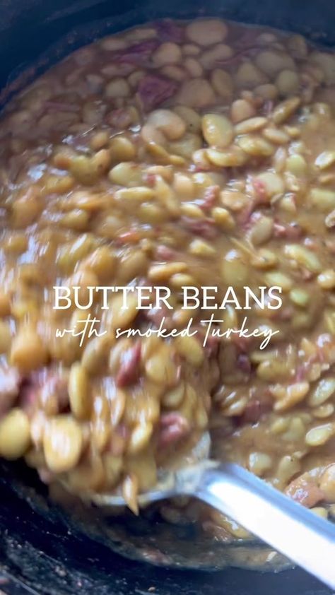 (1)Butter Beans! #southerncooking #louisiana | brits cooking smothered steak | TikTok Lima Beans Recipe Southern, Lima Bean Recipes, Sole Recipes, Dry Beans Recipe, Butter Beans Recipe, Beans In Crockpot, Southern Recipes Soul Food, Soul Food Dinner, Louisiana Recipes