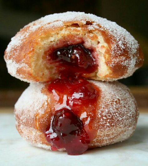 Jelly Donut Aesthetic, Jelly Filled Donut, Jelly Donuts, Strawberry Filled Donuts, Jelly Donut, Diy Jelly, Jelly Doughnuts, Homemade Jelly, Buzzfeed Tasty