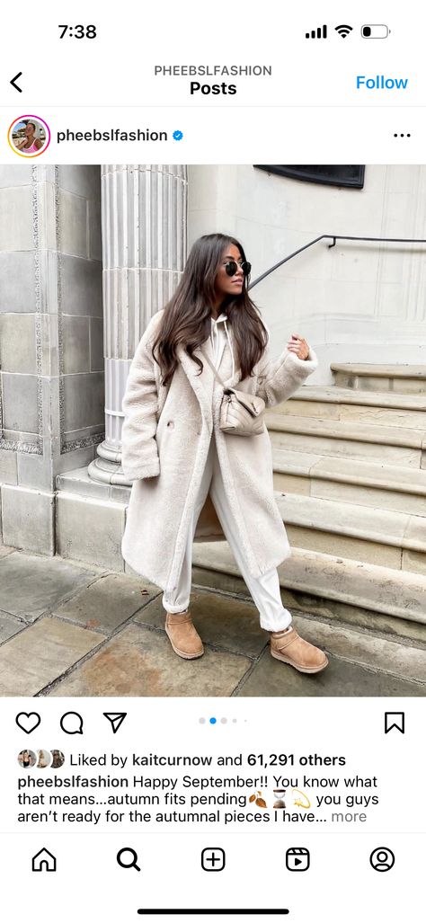 Beige Teddy Coat Outfit, Beige Uggs, Teddy Coat Outfit, Short Uggs, Happy September, Ugg Mini, Autumn Fits, Teddy Coat, Track Suit