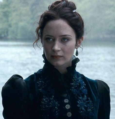 Period Drama Aesthetic, The Wolfman 2010, Sophie Rundle, Walburga Black, The Wolfman, Drama Aesthetic, Emily B, Song Of Ice And Fire, Regency Dress